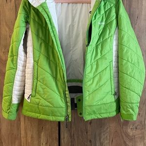 Patagonia women’s small ski jacket. Like new.
